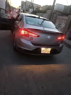 هیوندای ئەلەنترا